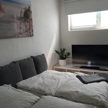 Kleines Souterrain Am Riedlewald Apartament Friedrichshafen